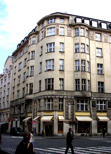 03.jpg
