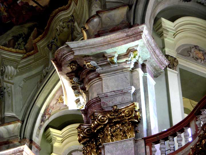 05.jpg